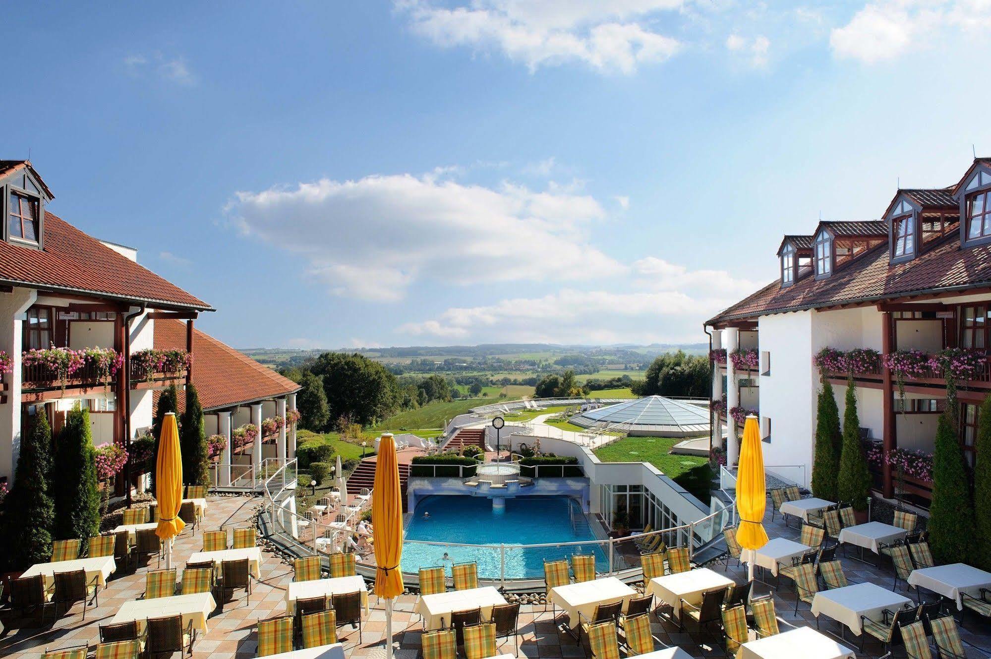 Hotel Fuerstenhof - Wellness- Und Golfhotel Bad Griesbach  Εξωτερικό φωτογραφία